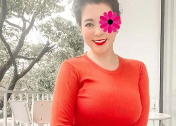 Thúy Anh - Máy bay tuyển phi công tâm sự