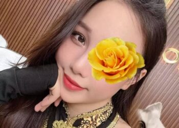 Nhã Chi - Máy bay cần tình