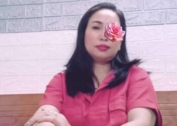 Huyền Trang - Máy bay bà già hồi xuân cần tình một đêm