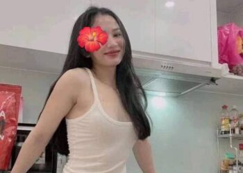 Minh Thu - Máy bay bà già tìm trai dài 15cm