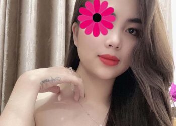 Thiên Trang - Máy bay bà già Quận 7 tìm trai trẻ tâm sự kín