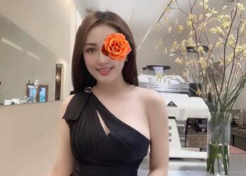 Minh Trang - Máy bay bà già TT Tri Tôn tìm bờ vai vượt qua đêm tối