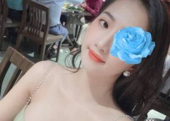 Nguyệt Lan - Máy bay bà già Quận Gò Vấp tìm trai trên 50 phút