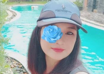 Thúy My - Máy bay bà già Quận 5 tìm người đóng phim dưới nước