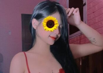 Thủy Trang - Máy bay bà già TX Tân Châu tìm của lạ