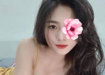 Tuệ Mẫn - Chị gái cần em trai tâm sự mỏng