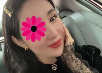 Uyển Khanh - Chị gái cần em trai dẻo dai ngoan dễ bảo