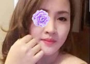 Khánh Huyền - Máy bay bà già Quận Bình Thạnh thích cưỡi ngựa thì đến với chị