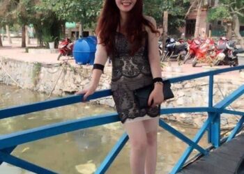 Trúc Mai - Máy bay bà già Quận Bình Tân tìm trai trẻ tâm sự