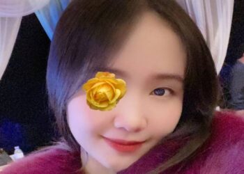 Mộng Tuyền - Máy bay bà già Quận Thủ Đức tìm trai giải quyết nhu cầu