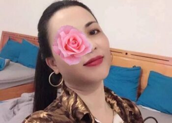 Phương Anh - Máy bay bà già Huyện Nhà Bè tìm trai vét máng