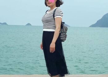 Tố Nhi - Máy bay bà già Quận Cẩm Lệ tìm trai gymer